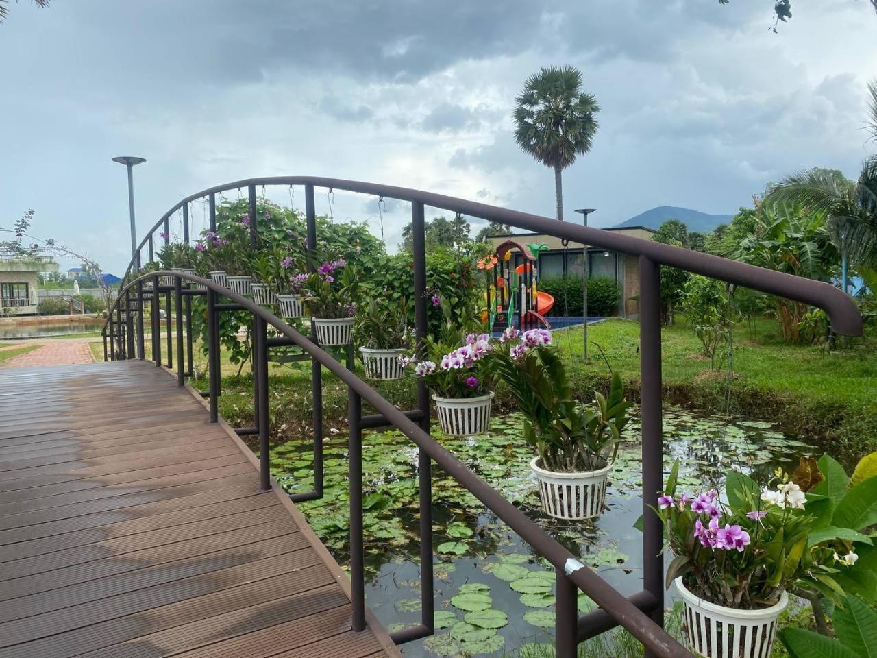 Ganesha Kampot Resort Exterior foto