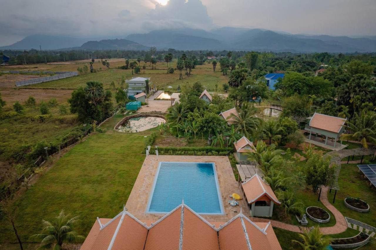 Ganesha Kampot Resort Exterior foto