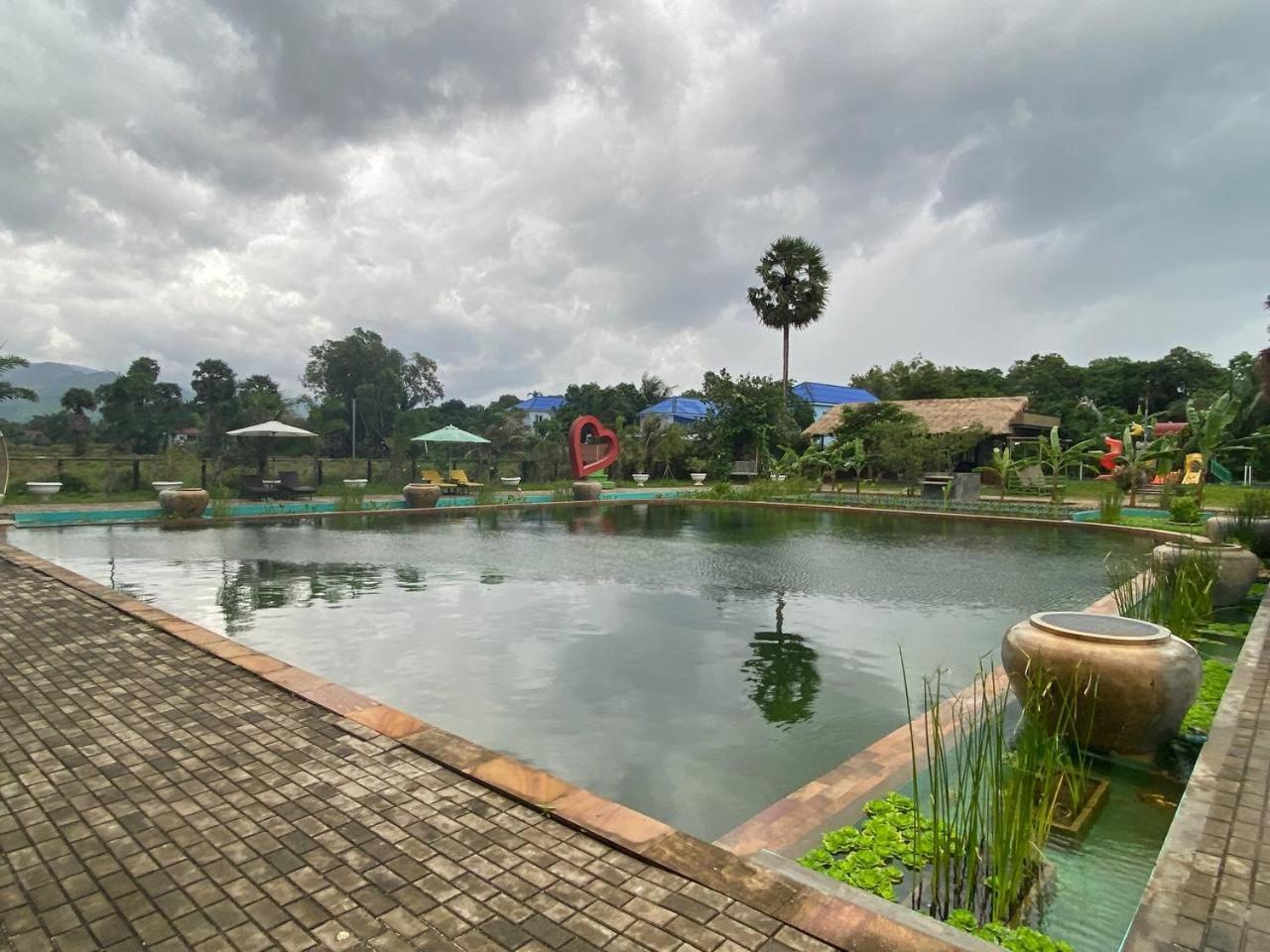 Ganesha Kampot Resort Exterior foto